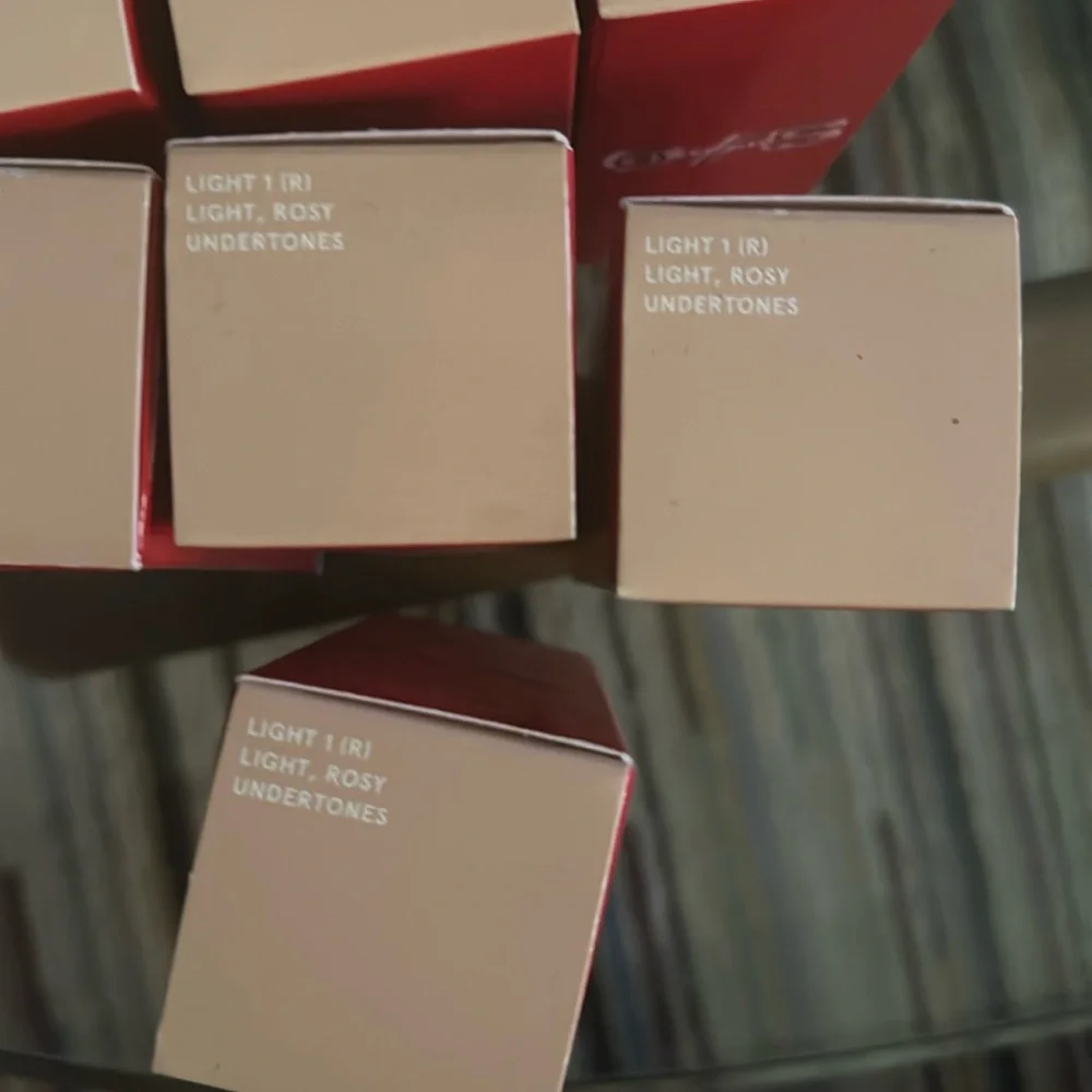 ONE/SIZE by Patrick Starrr Turn Up the Base Blurring Foundation Light 1 (R)